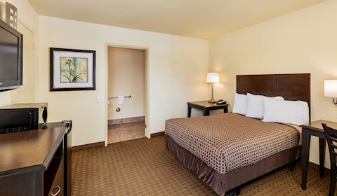 One Double Bed Wheel Chair Accessible - Roll In Shower in Key Inn and Suites, Tustin